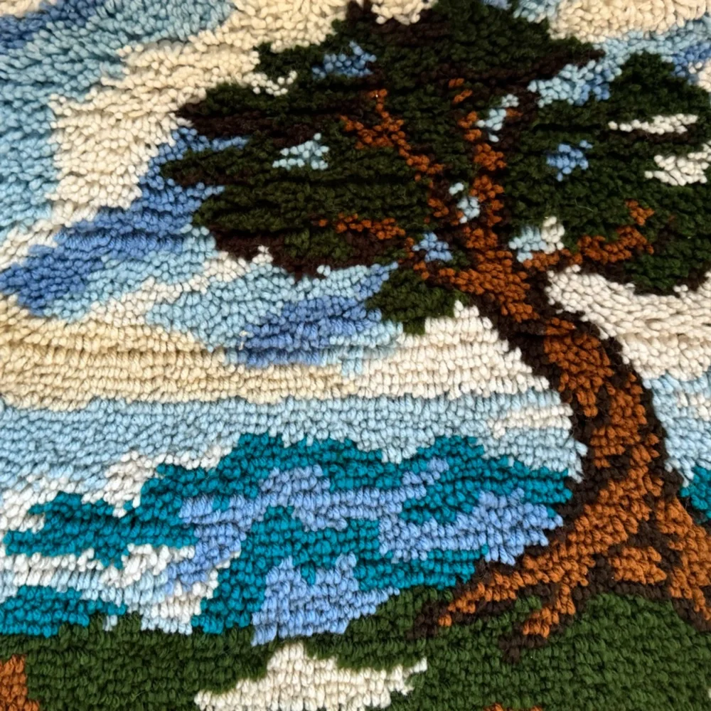 Hook Rug Handmade Scenery with Tree Design- Vintage Boho 27x18
